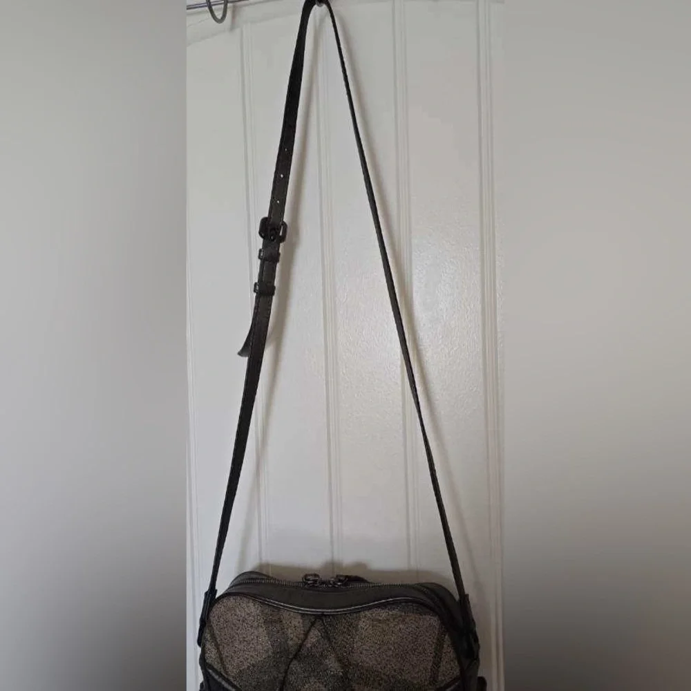 HP🎉Burberry Gray Metallic Shimmer Check Camera Crossbody Bag